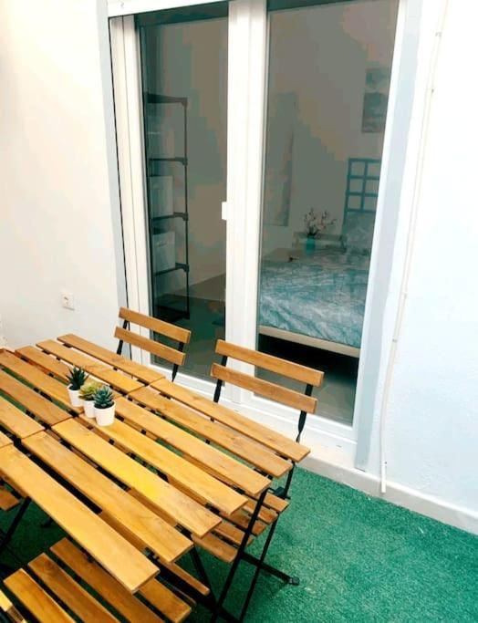 Apartamento En La Playa Las Arenas +Wifi+Ac Valencia Eksteriør bilde